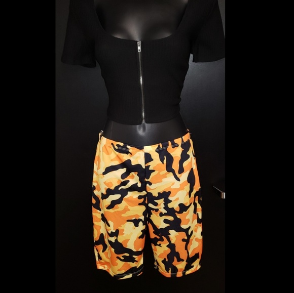 Camo Biker Tights - Picture 2 of 2